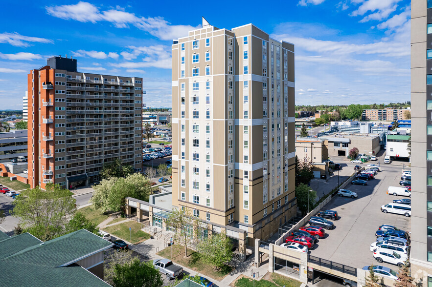 5757 2nd St SW, Calgary, AB en alquiler - Foto del edificio - Imagen 2 de 6