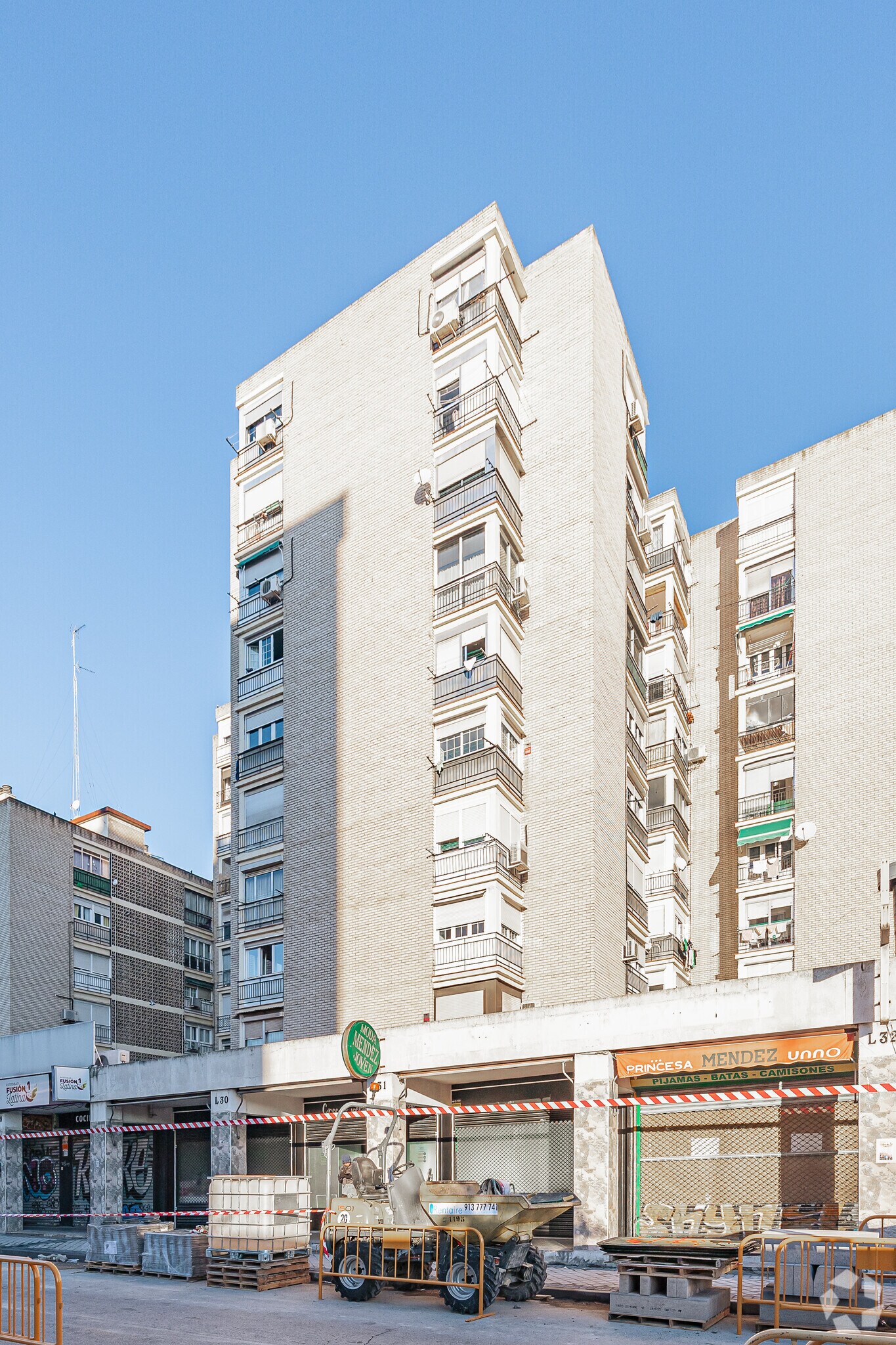 Zona Aluche, Madrid, Madrid en venta Foto principal- Imagen 1 de 1