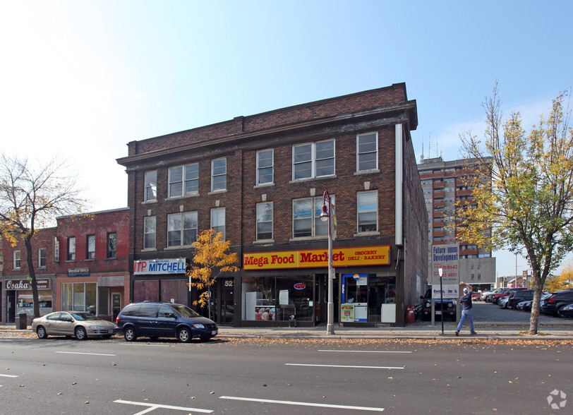 52-54 Simcoe St N, Oshawa, ON en alquiler - Foto del edificio - Imagen 2 de 4