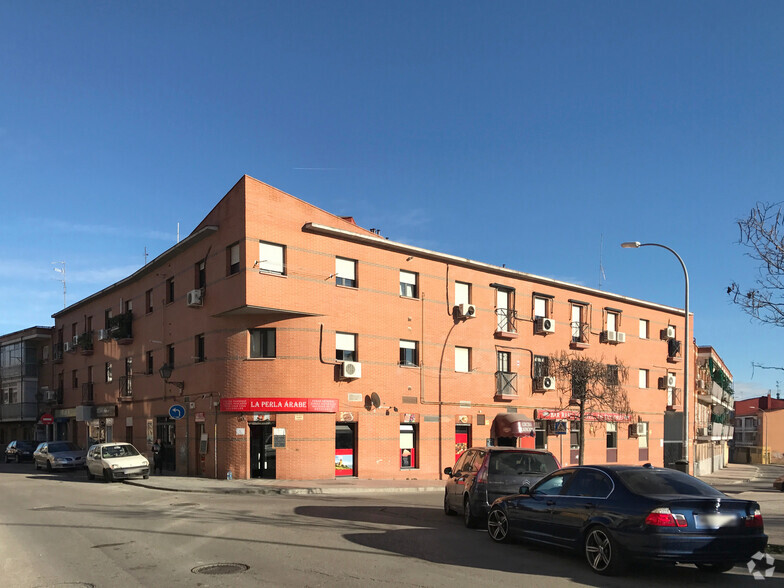 Calle Sierra Vieja, 48, Madrid, Madrid en venta - Foto del edificio - Imagen 1 de 2