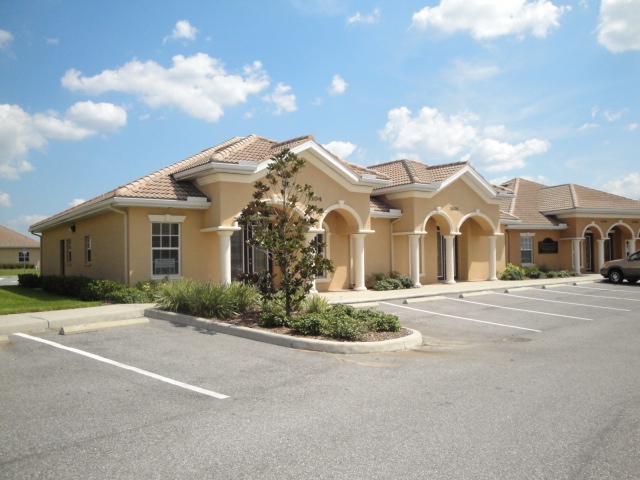 1104-1106 Nikki View Dr, Brandon, FL en alquiler - Foto del edificio - Imagen 3 de 4