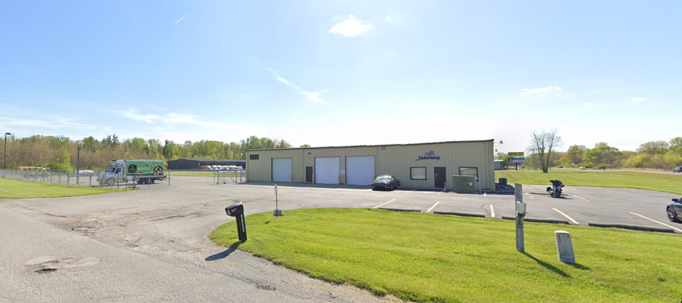 325 S Hunt St, Terre Haute, IN en venta - Foto principal - Imagen 1 de 4