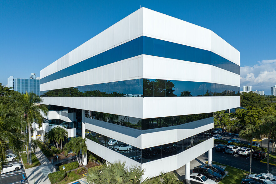 6550 N Federal Hwy, Fort Lauderdale, FL en alquiler - Foto del edificio - Imagen 3 de 6