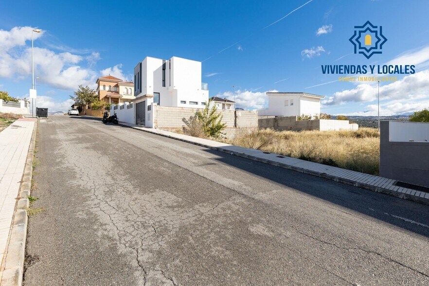 Avenida Cerro Alfonsico, 20, Peligros, Granada en venta - Foto del edificio - Imagen 3 de 18