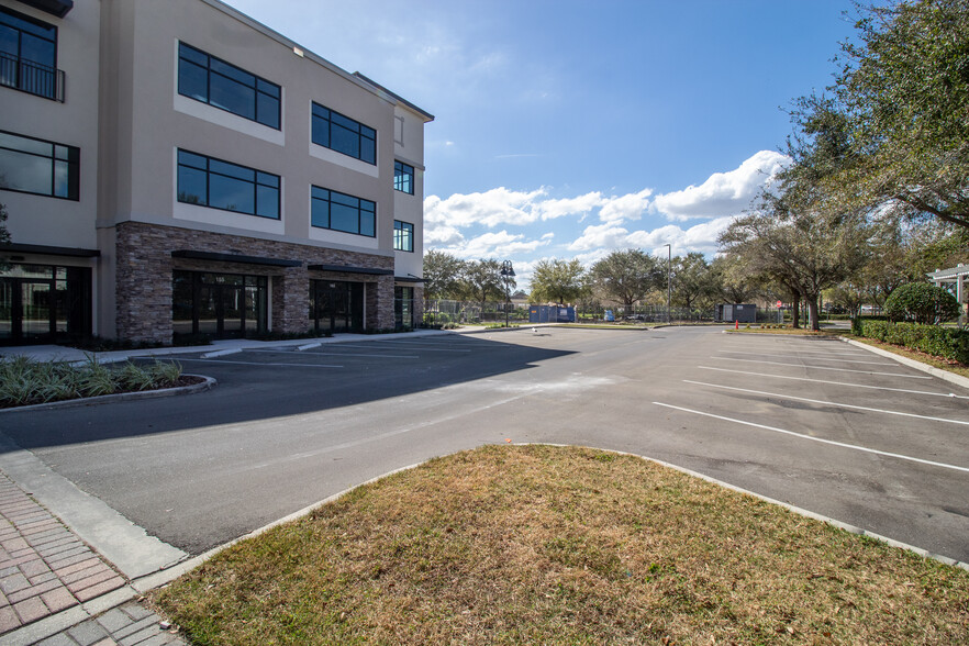 13564 Village Park Dr, Orlando, FL en venta - Foto del edificio - Imagen 3 de 29