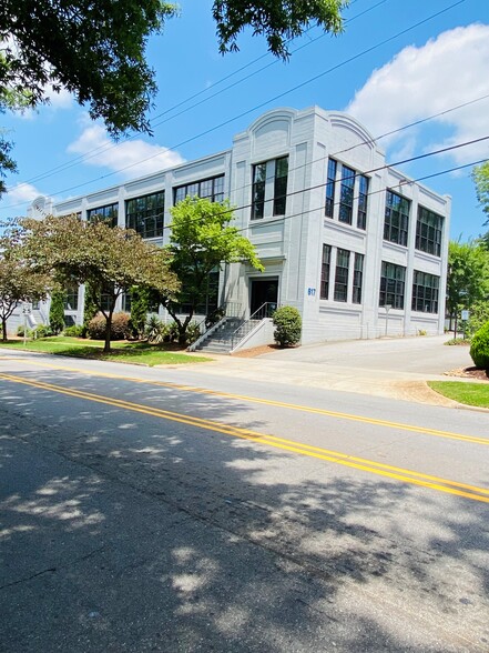 617 E McBee Ave, Greenville, SC en alquiler - Foto del edificio - Imagen 1 de 13