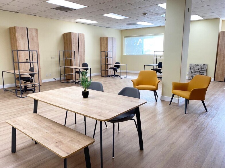 2675-2677 Zoe Ave, Huntington Park, CA en alquiler - Foto del interior - Imagen 1 de 19