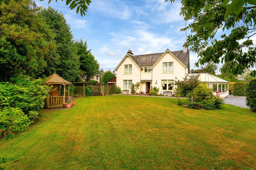 St. Andrews Crescent, Pitlochry en venta - Foto del edificio - Imagen 1 de 13