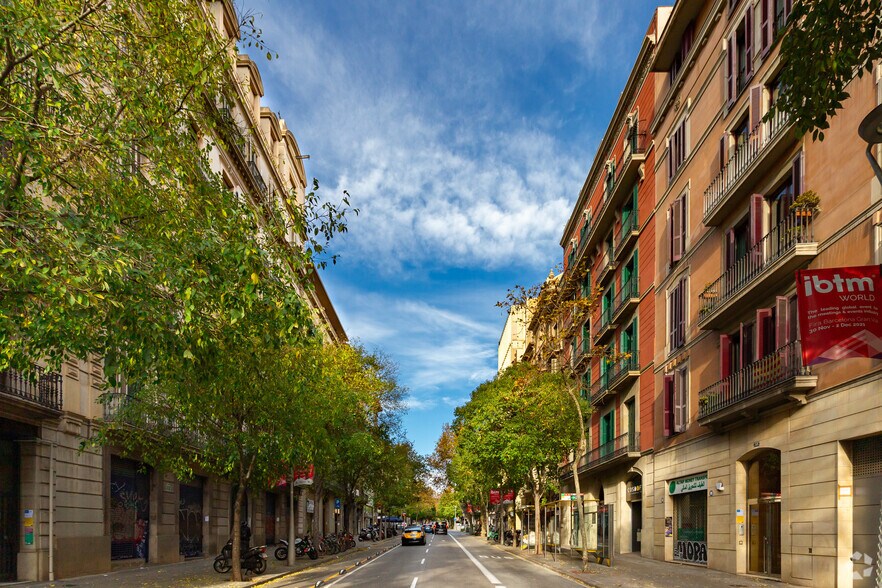 Carrer de Roger de Llúria, 44, Barcelona, Barcelona en alquiler - Foto del edificio - Imagen 3 de 3