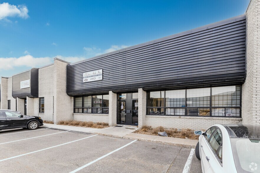 3440-3560 Rue Ashby, Montréal, QC en alquiler - Foto del edificio - Imagen 2 de 5