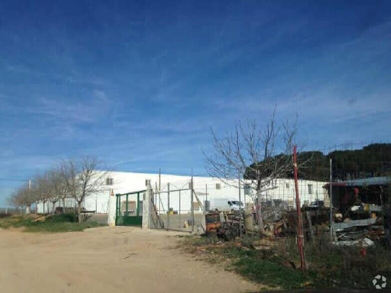 Naves en Villanueva de la Jara, Cuenca en venta - Foto principal - Imagen 1 de 4