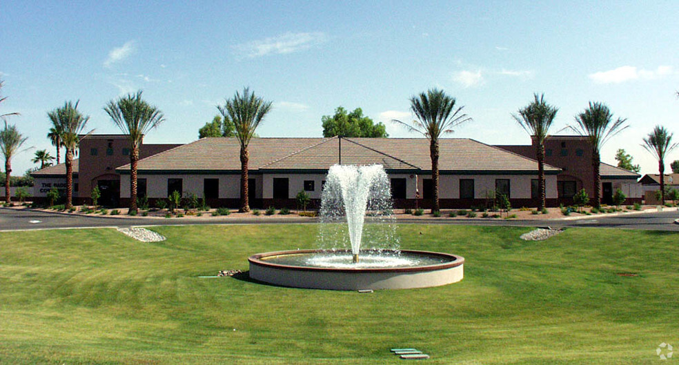 5750 W Thunderbird Rd, Glendale, AZ en alquiler - Foto del edificio - Imagen 2 de 5