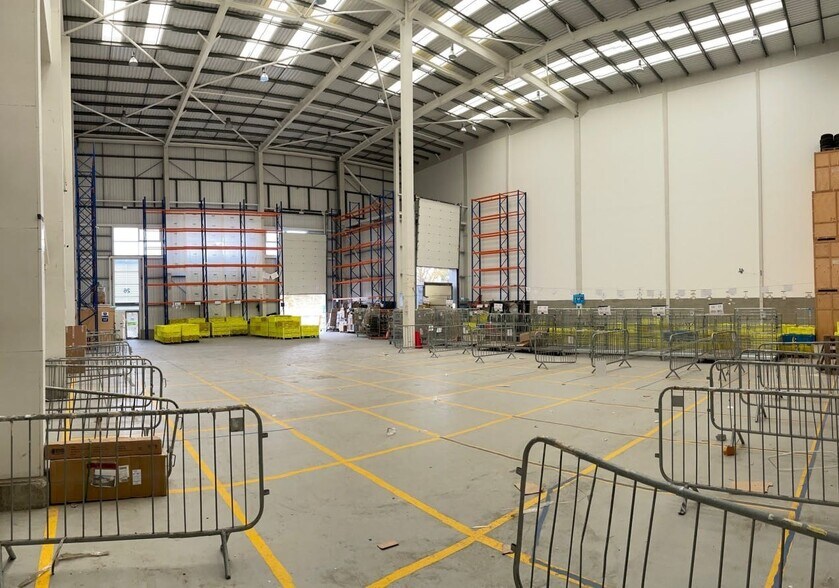 Avro Way, Weybridge en alquiler - Foto del edificio - Imagen 2 de 6