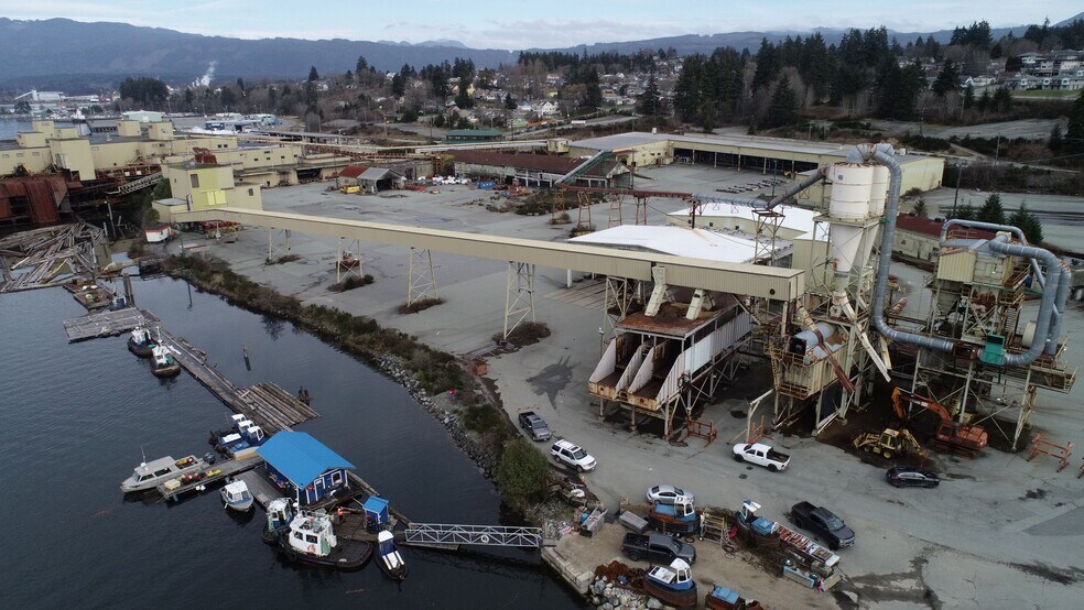 2500 1st Av, Port Alberni, BC en alquiler - Foto del edificio - Imagen 3 de 6