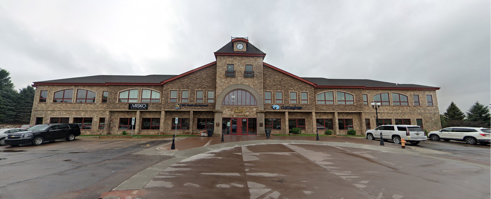 6300 S Old Village Pl, Sioux Falls, SD en alquiler - Foto del edificio - Imagen 1 de 17