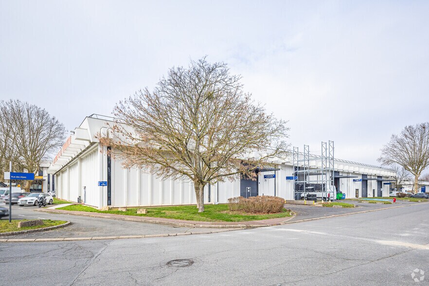 8 Rue Des Cévennes, Rungis en alquiler - Foto del edificio - Imagen 2 de 3