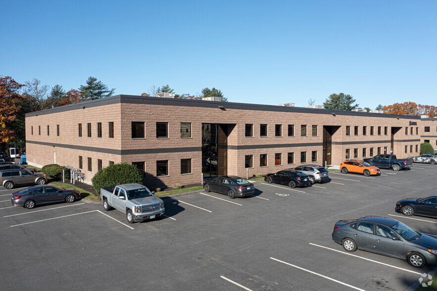 8 Merrill Industrial Dr, Hampton, NH en alquiler - Foto del edificio - Imagen 1 de 12