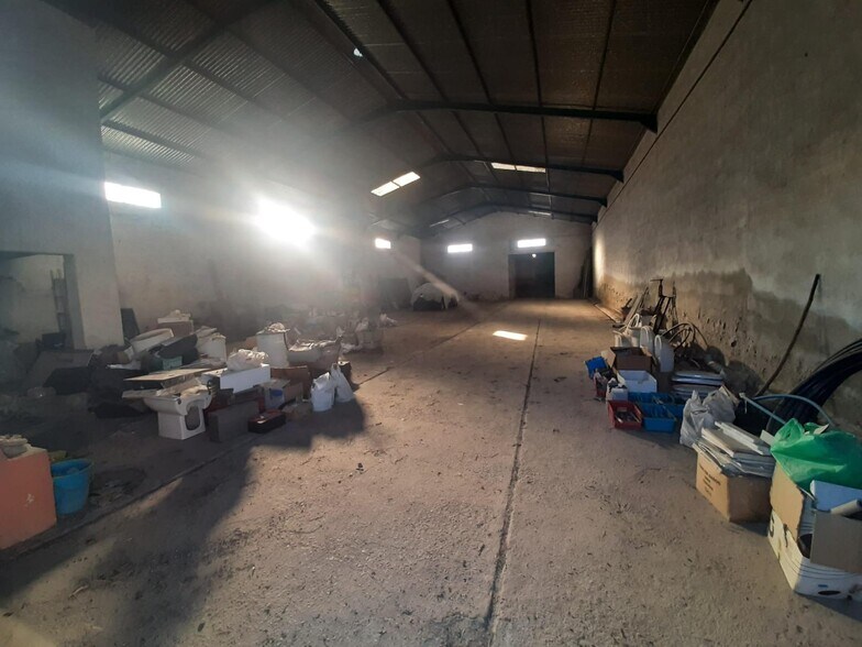 Nave en Malpartida de Cáceres en venta - Foto del edificio - Imagen 2 de 8