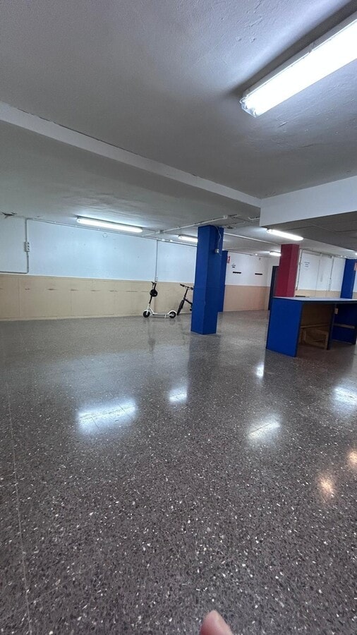 Ripollet, BAR 08291 - Unidad 2 - - Foto del interior - Image 2 of 3