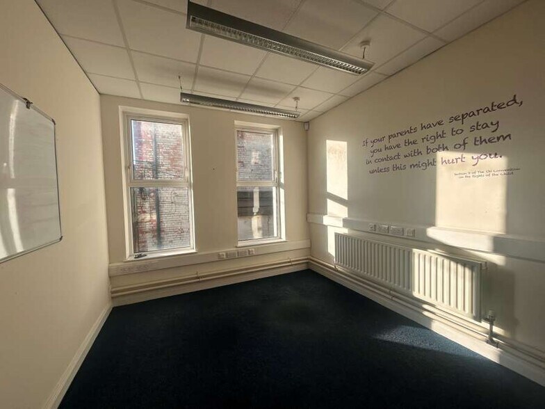 127-131 Ormeau Rd, Belfast en alquiler - Foto del edificio - Imagen 3 de 4