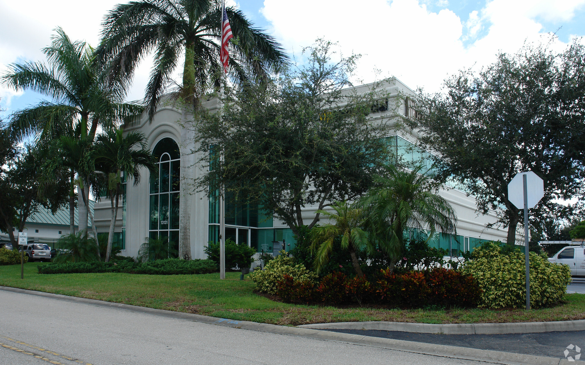 13131 University Dr, Fort Myers, FL en alquiler Foto del edificio- Imagen 1 de 4