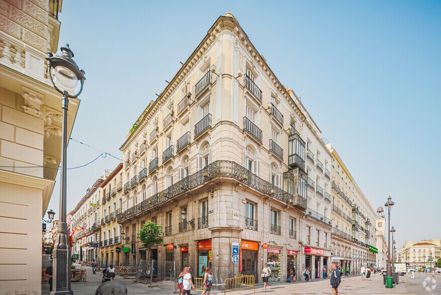 Edificio residencial en Madrid, Madrid en venta - Foto principal - Imagen 1 de 1