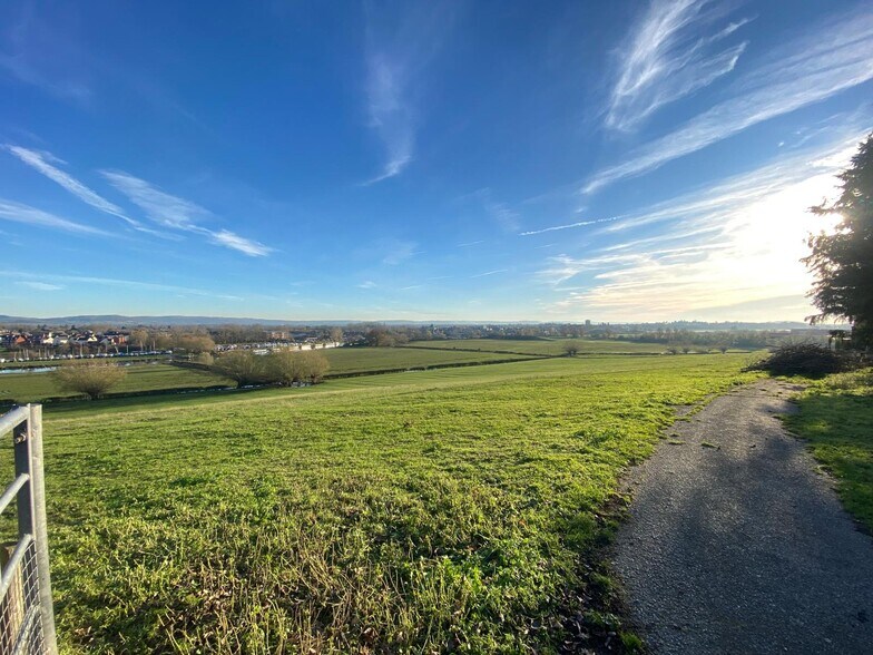 Mythe Rd, Tewkesbury en alquiler - Foto del edificio - Imagen 3 de 6