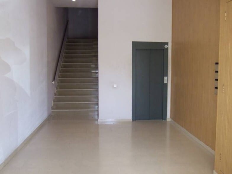 Oficina en Valencia de Don Juan en alquiler - Foto del edificio - Imagen 3 de 4