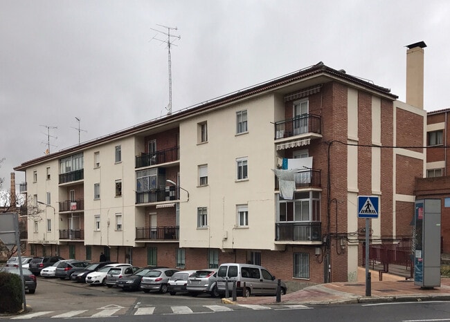 Más detalles de Calle Anselmo Carretero, 1, Segovia - Edificio residencial​ en venta