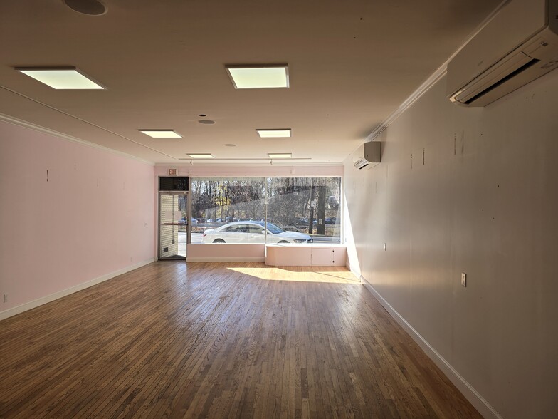 4 Broadway, Valhalla, NY en alquiler - Foto del interior - Imagen 3 de 7