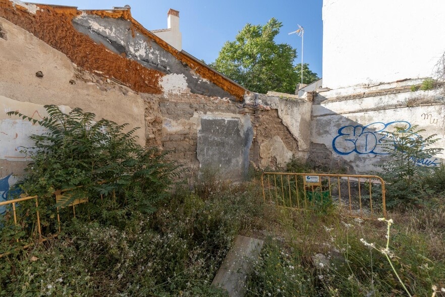 Calle Cruz de la Rauda, 13-13, Granada, Granada en venta - Foto del edificio - Imagen 2 de 21