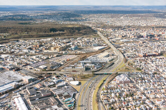 239 Lindbergh Pl, Paterson, NJ - vista aérea  vista de mapa - Image1