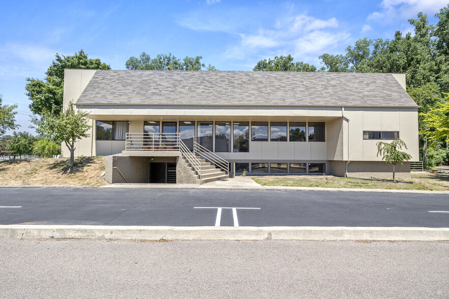 24724 Lahser Rd, Southfield, MI en alquiler - Foto del edificio - Imagen 1 de 103