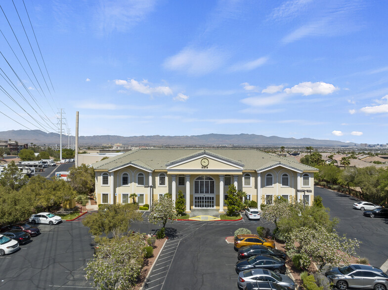 2610 W Horizon Ridge Pky, Henderson, NV en alquiler - Foto del edificio - Imagen 1 de 8