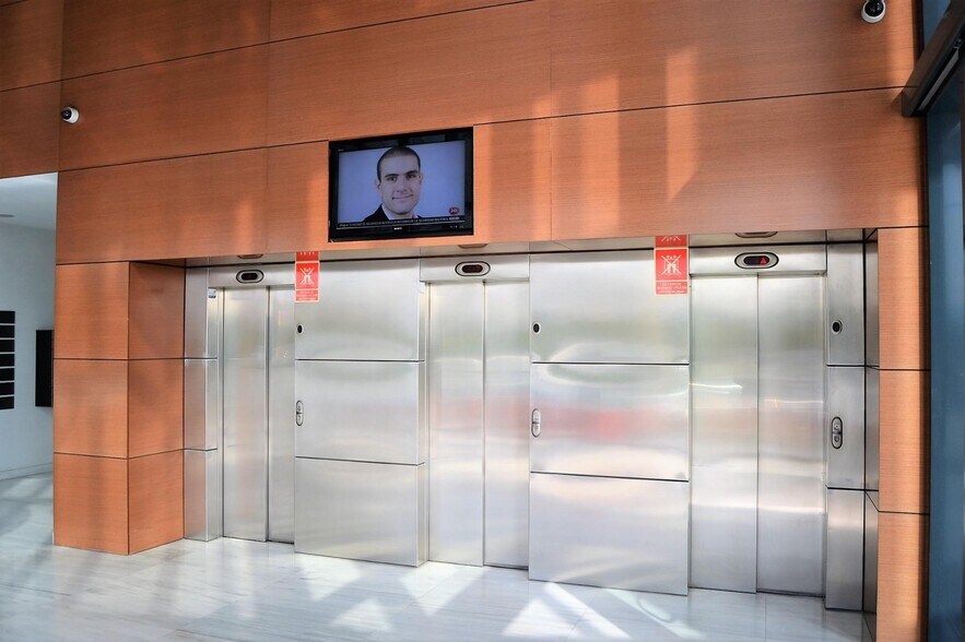 Oficina en Murcia, Murcia en alquiler - Foto del edificio - Imagen 3 de 14