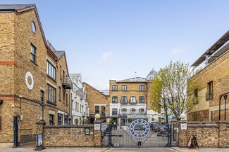 Más detalles de 35-37 Parkgate Rd, London - Oficina/Local en alquiler