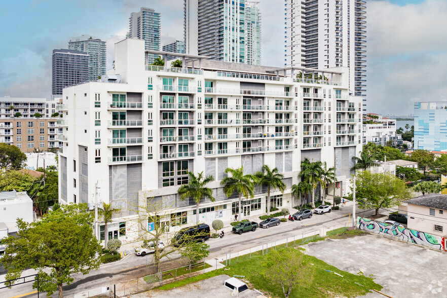 321 NE 26th St, Miami, FL en alquiler - Foto del edificio - Imagen 1 de 23