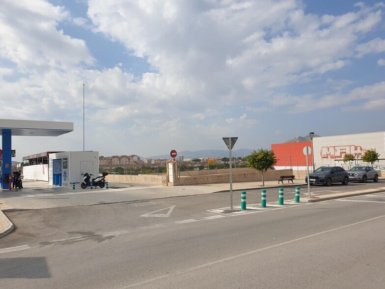Terreno en Petrer, Alicante en venta - Foto del edificio - Imagen 2 de 11