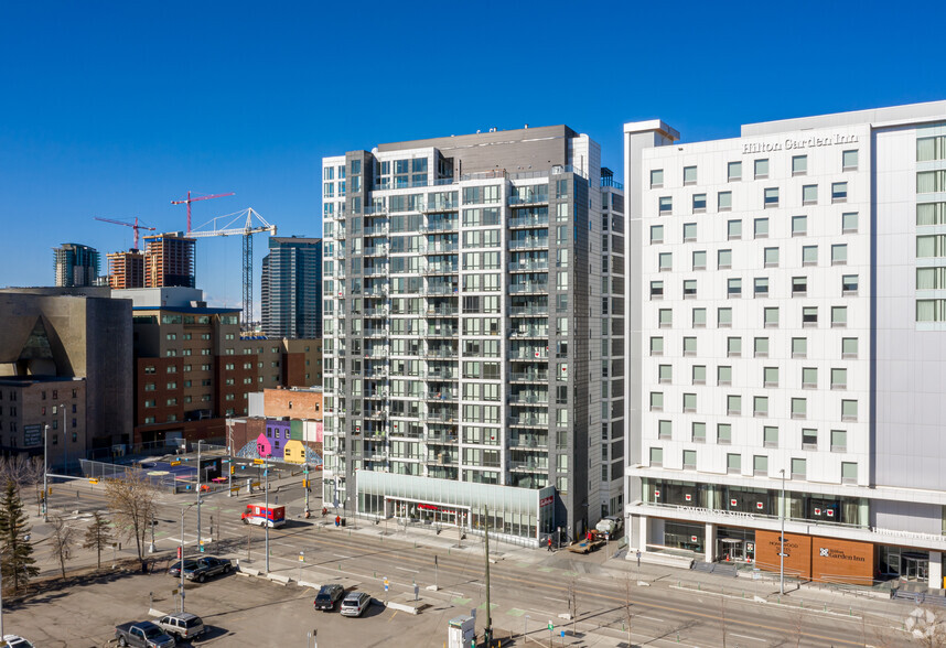 454 8 Av SE, Calgary, AB en venta - Foto del edificio - Imagen 3 de 8