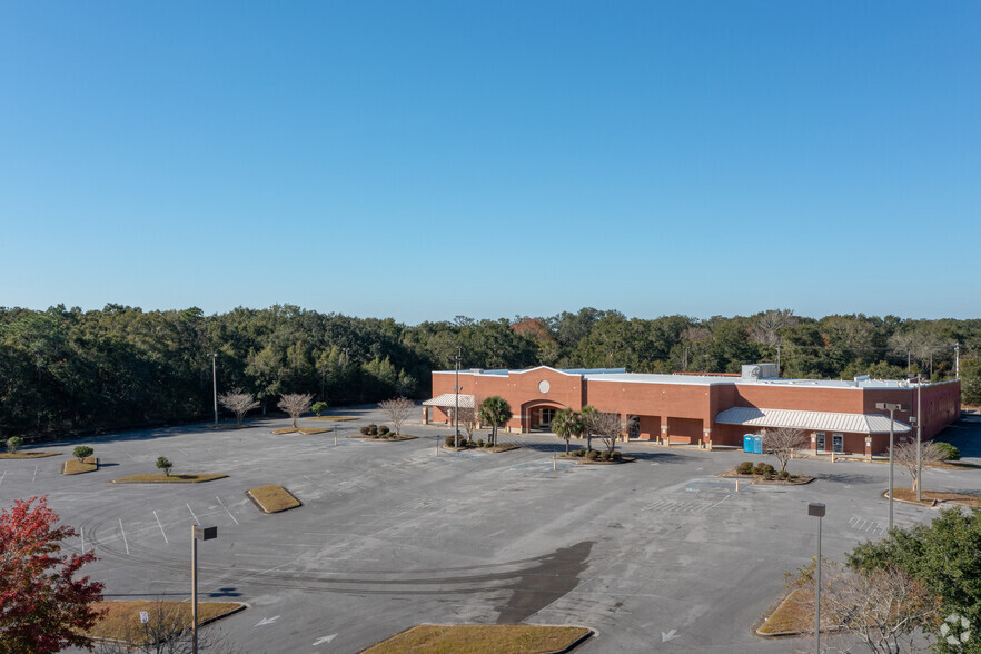 5975 Mobile Hwy, Pensacola, FL en alquiler - Foto del edificio - Imagen 2 de 6