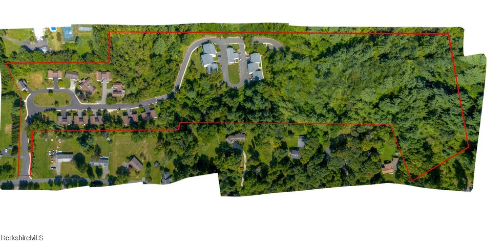 0 Stanley Dr, Great Barrington, MA en venta - Vista aérea - Imagen 1 de 5