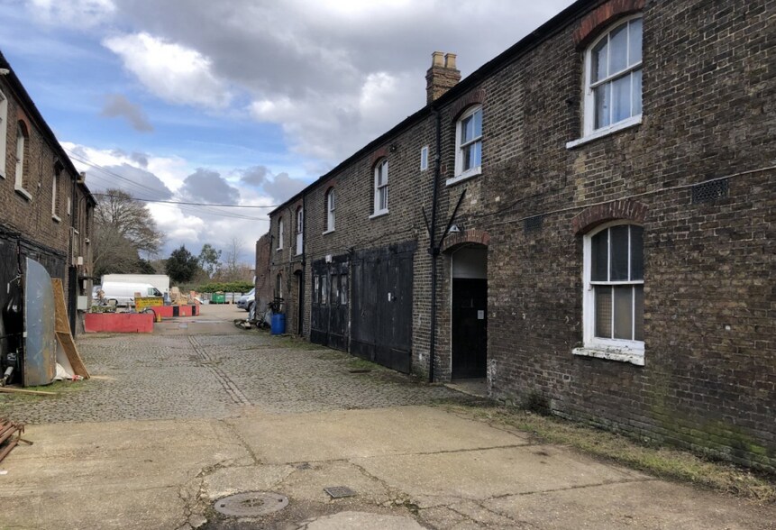 Arlington Rd, Twickenham en venta - Foto del edificio - Imagen 3 de 6