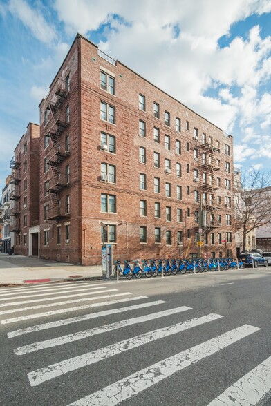 480 Lefferts Ave, Brooklyn, NY en venta - Foto del edificio - Imagen 2 de 30