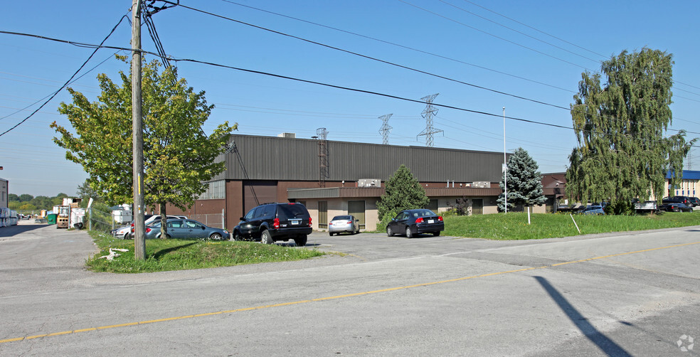 890 Dillingham Rd, Pickering, ON en venta - Foto principal - Imagen 1 de 3