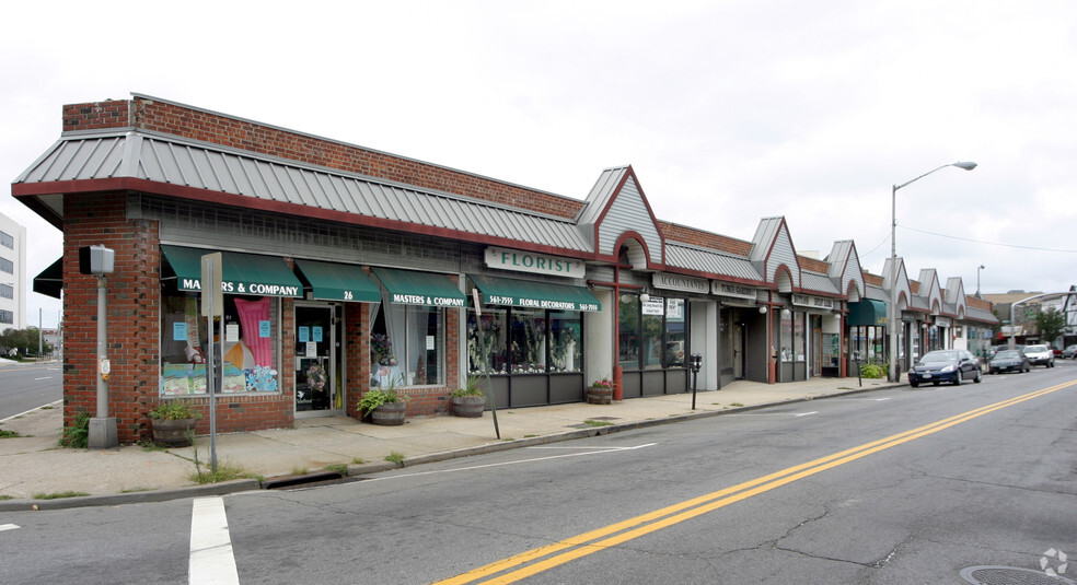 10-12 S Village Ave, Rockville Centre, NY en alquiler - Foto del edificio - Imagen 2 de 13