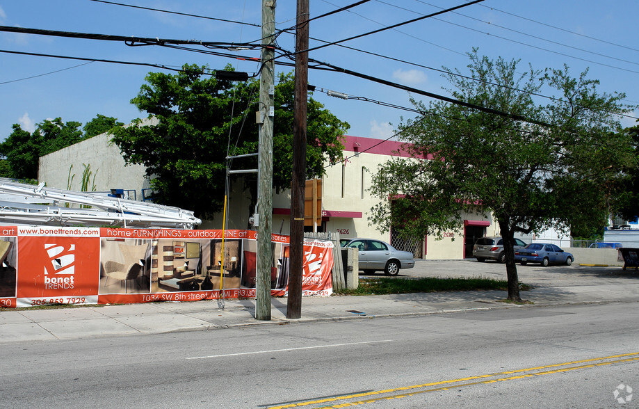 2626 NE 2nd Ave, Miami, FL en venta - Foto del edificio - Imagen 2 de 8