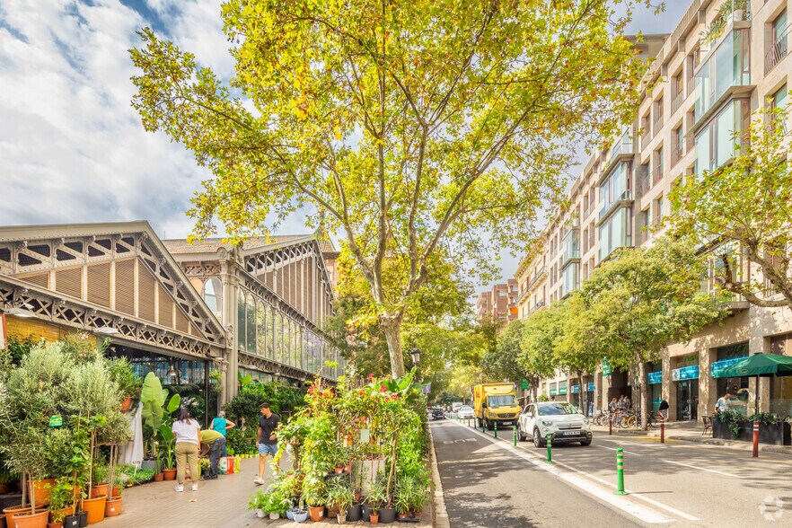Carrer de València, 307, Barcelona, Barcelona en alquiler - Foto del edificio - Imagen 1 de 1