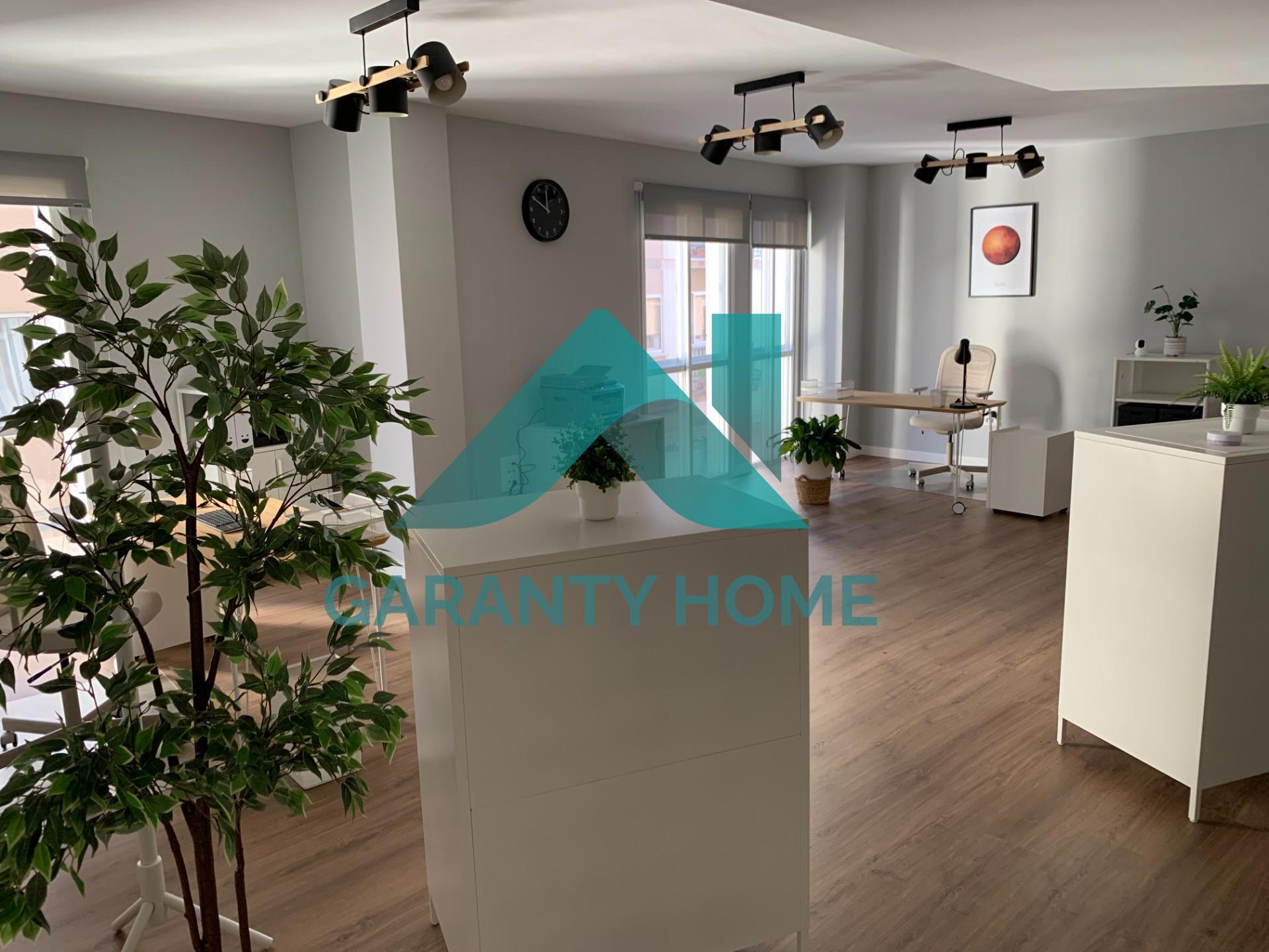 Oficina en Cáceres, Cáceres en alquiler Foto del interior- Imagen 1 de 6