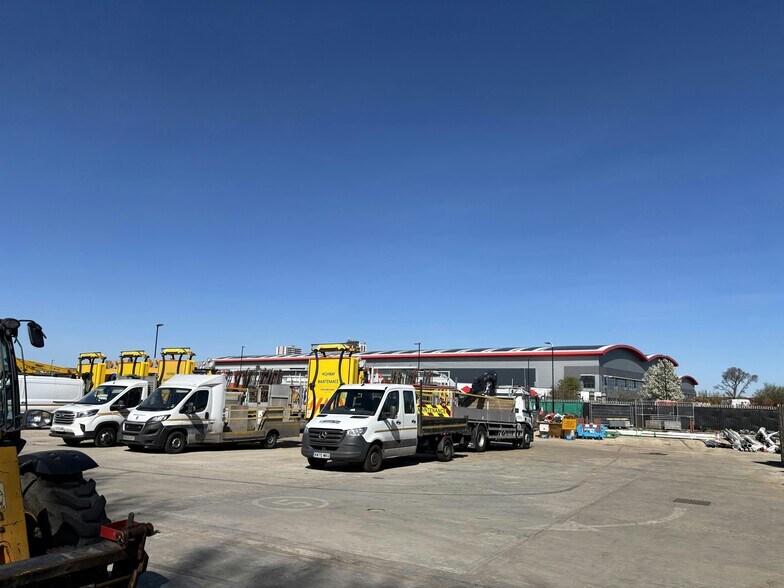 6 Morson Rd, Enfield en alquiler - Foto del edificio - Imagen 2 de 4