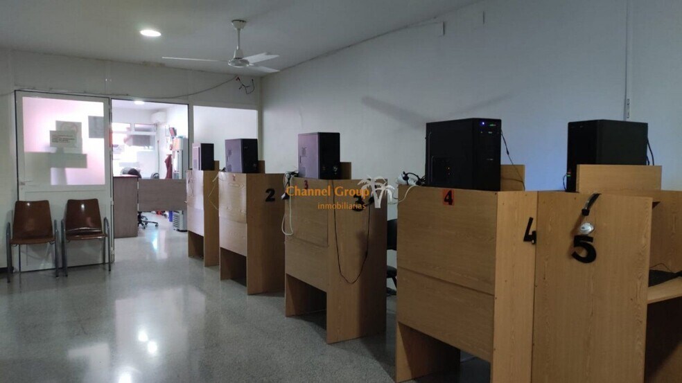 Local en Orihuela en venta - Foto del edificio - Imagen 3 de 5